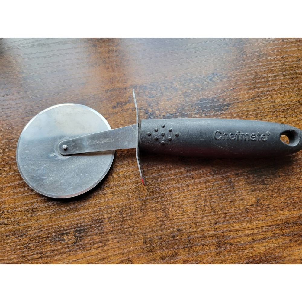 Chefmate Pizza Cutter - Pizza Wheel - Slicer - Black Handle Stainless Steel USA